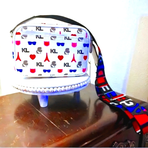 NWT Karl Lagerfeld Crossbody - STUNNING Never Used - Picture 10 of 13